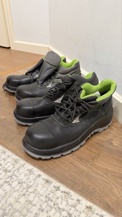 Продам спецобувь