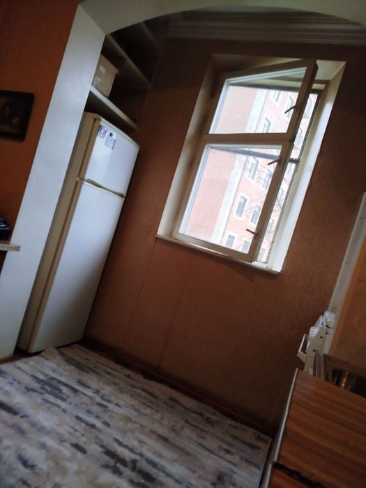 Срочно продается своя квартира на Кадышева 1/2/9 42 КВ .м