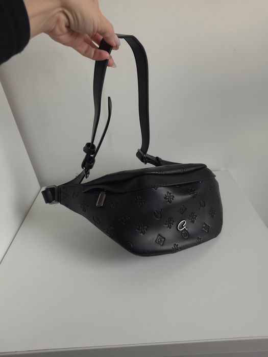 Дамска чантичка през рамо Axel