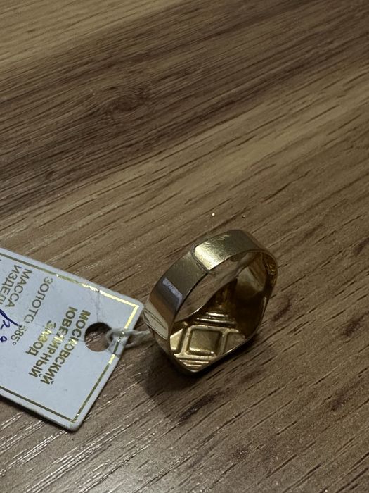 Золотая печатка 585