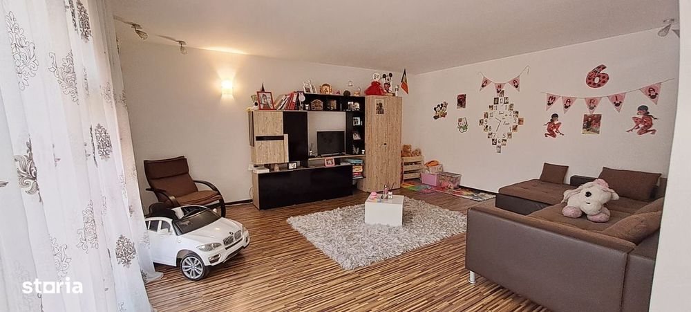 Floresti - Stoenesti, Jud. Giurgiu, vila + garaj + beci, teren 1400 mp