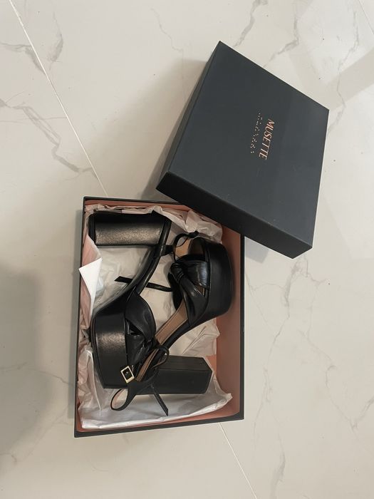 MUSETTE Дамски кожени сандали 38 номер