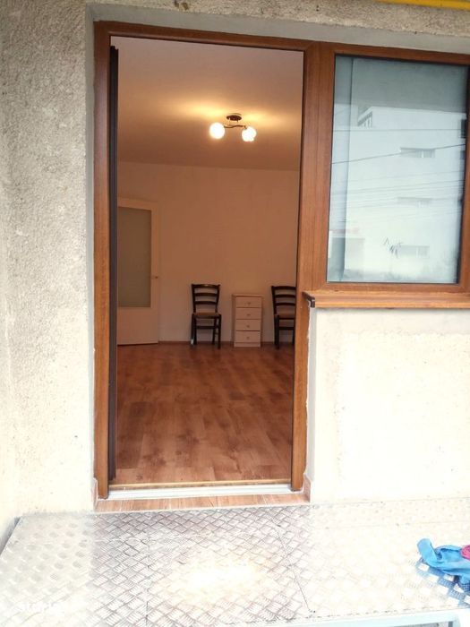 Spatiu comercial Parter 25mp Piata Mihai Viteazu