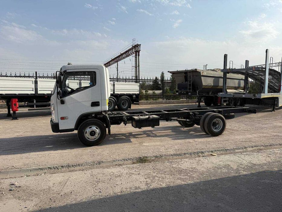 Сотувга тайёр!!!  Шасси HYUNDAI EX8 [7,8 тонна]