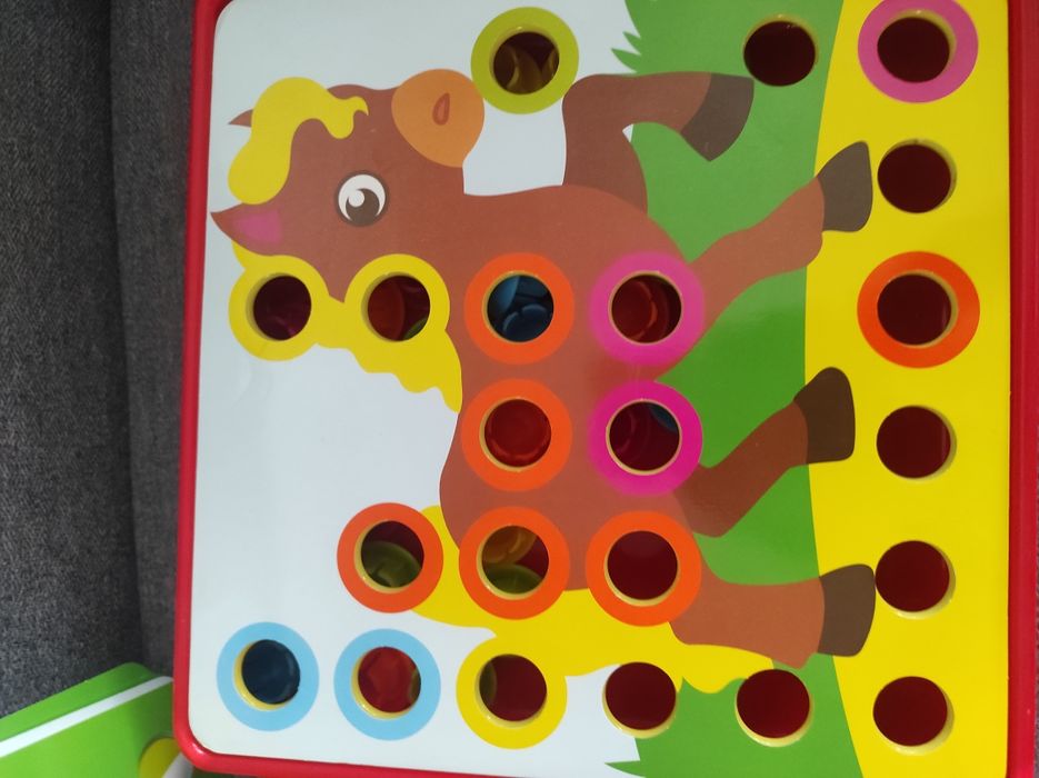 Продам детские игрушки б.у