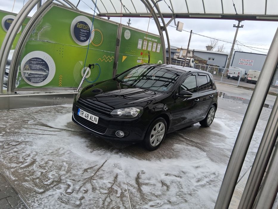 Vand volkswagen golf6  motor  1.4 benzina