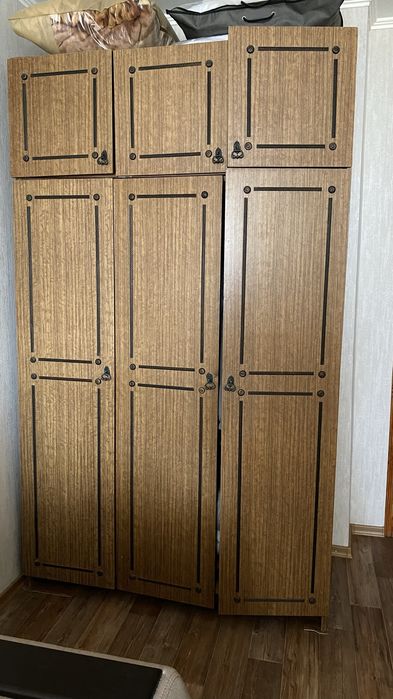 Шкаф в спальню.