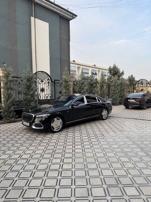 Mercedes 223 maybach