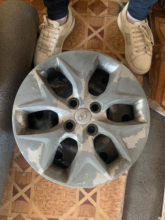 продам штамп диски с колпачками 15R