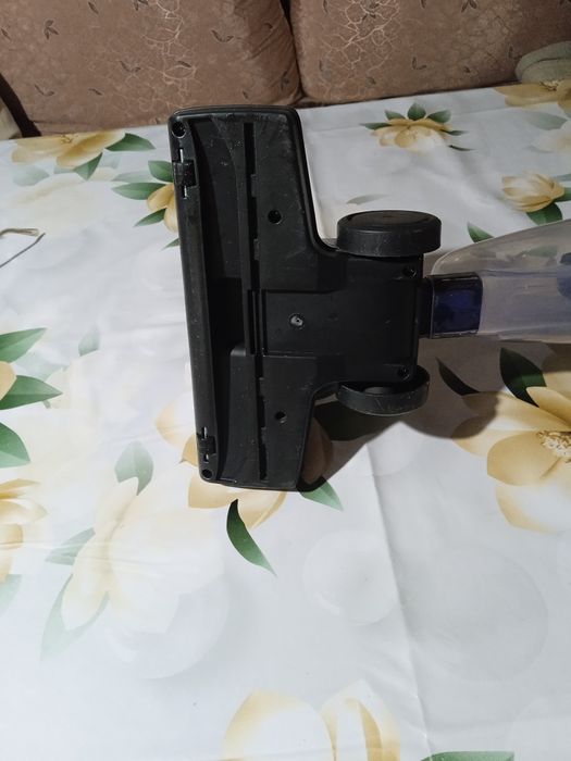 Ручной пылесос Proliss.