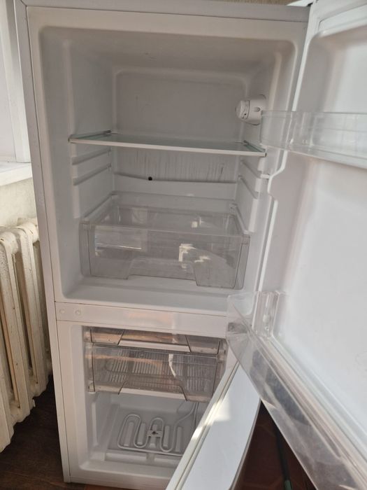 Холодильник Midea