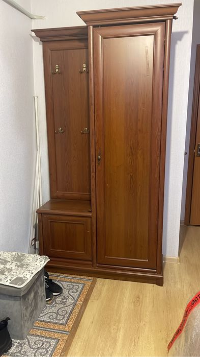 Продам  мебель в прихожую