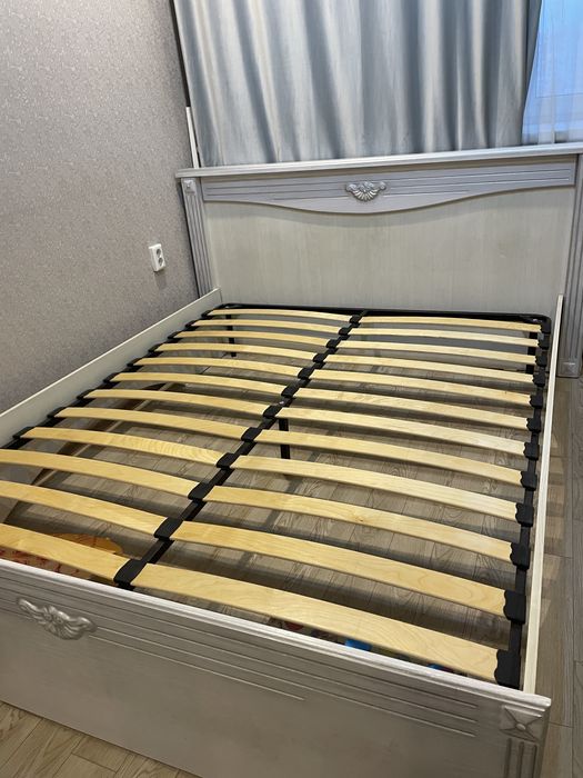 Продам кровать двуспальная