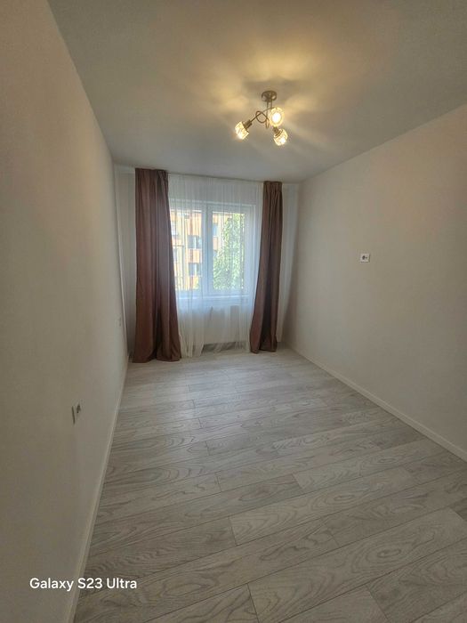 Apartament cu 3 camere