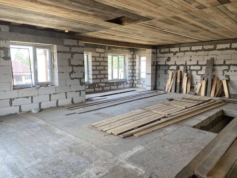 Продам недостроенный дом