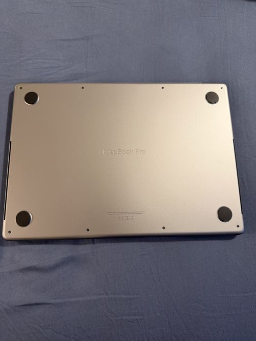 Apple MacBook Pro 14″ M1 Pro (2021) | 16GB RAM | 512GB SSD | Отличен