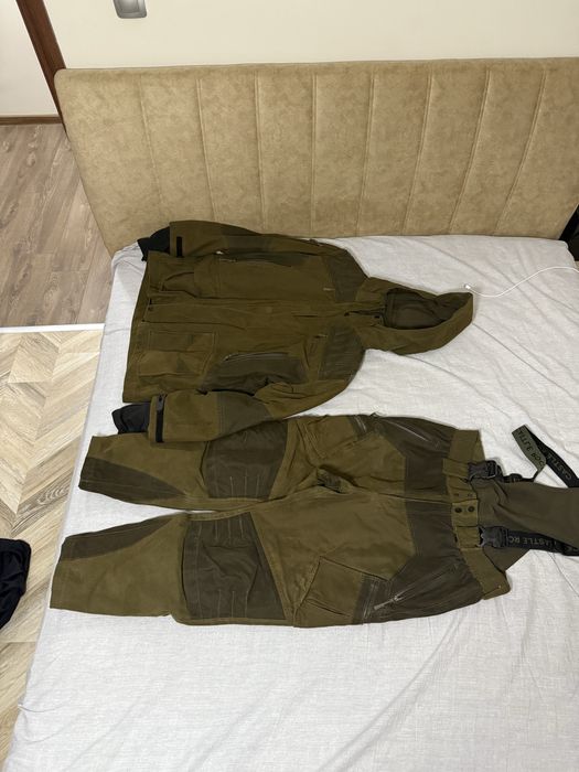 Ловен екип  CASTLE ROCK