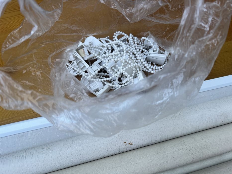 Ролл шторы, карнизы