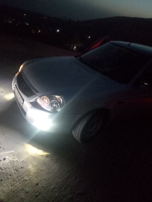 Lada Priora juda yaxshi moshina 2qoʻl haydalgan.yoqilgʻi turi:benzin