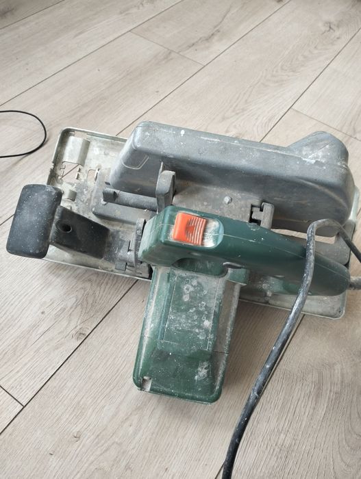 Vand circular de mână