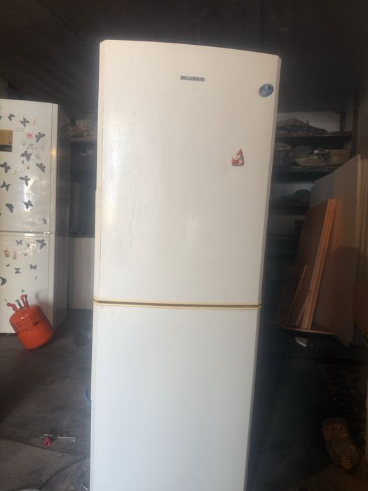 Продам холодильник Samsung