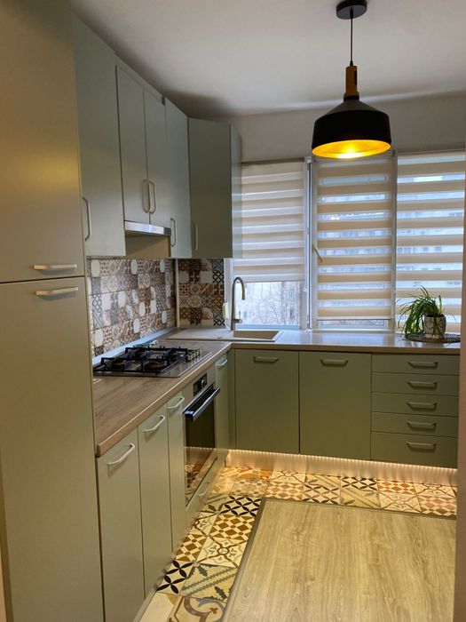 Apartament 3 camere Dristor, metrou 2 min, renovat si mobilat