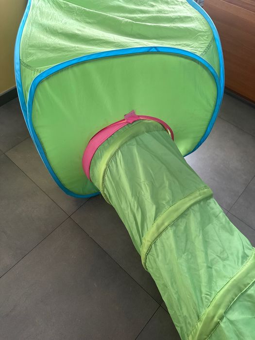 Cort Ikea  pentru copiii cu tunel
