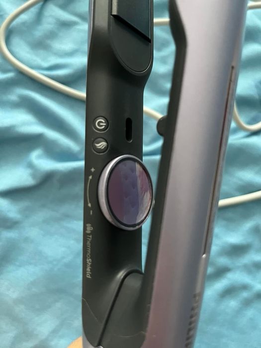 Placa indreptat parul