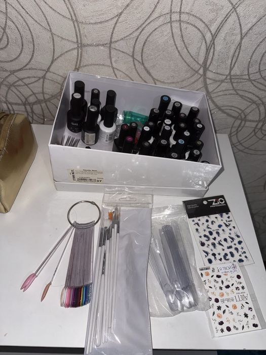 Продам набор для маникюра