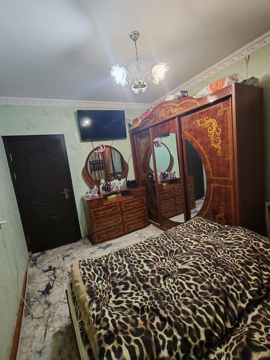 Srochno Kvartera sotiladi 4xona+lodja  4etaj