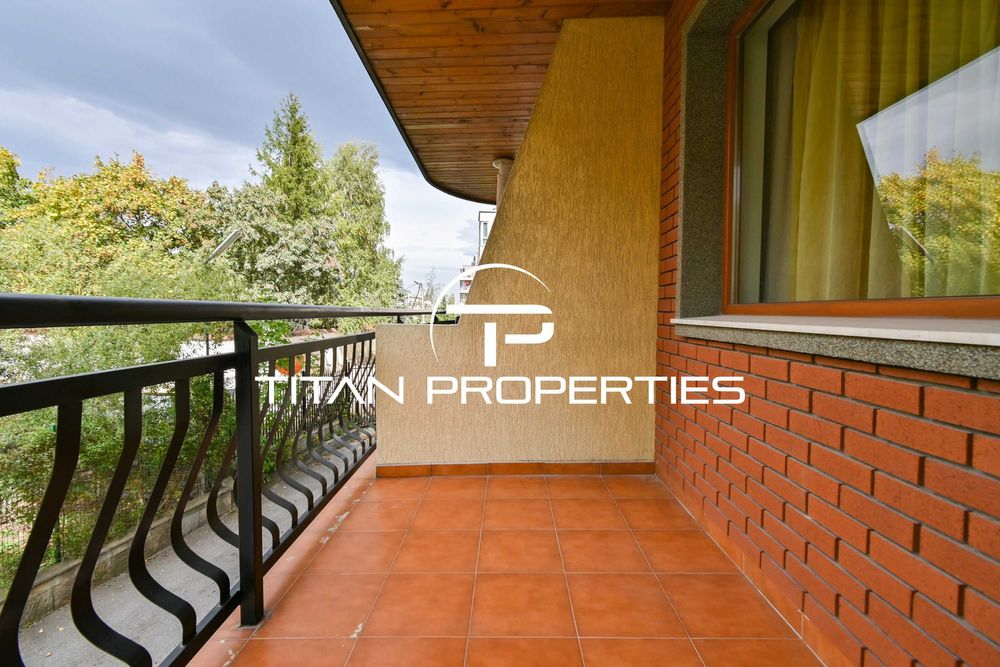 Дава се под наем Тристаен апартамент в София, Витоша - 140 кв.м за 1050 € - Снимка #13