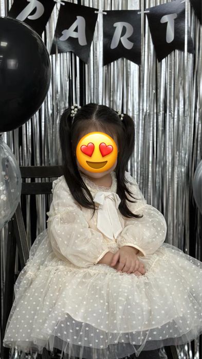 Платье детское, можно на утренник, очень красивое