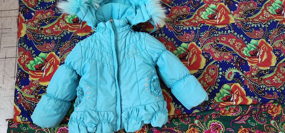 Продам комбинезон детский для девочки