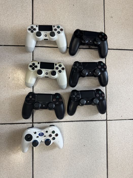 Джойстици PlayStation