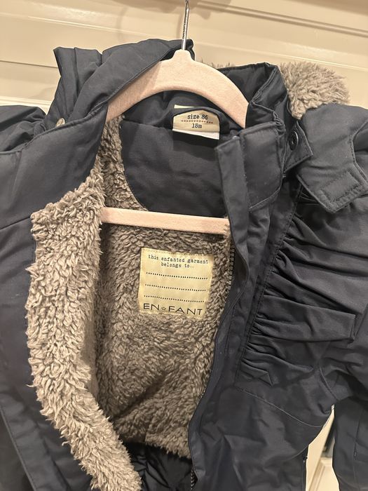 Combinezon salopetă cu glugă și volane En Fant mărimea 86