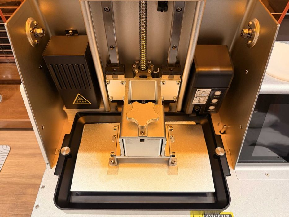 Дентален 3D Принтер PioNext DJ89 Plus 8K + Creality UW-01 Wash & Cure