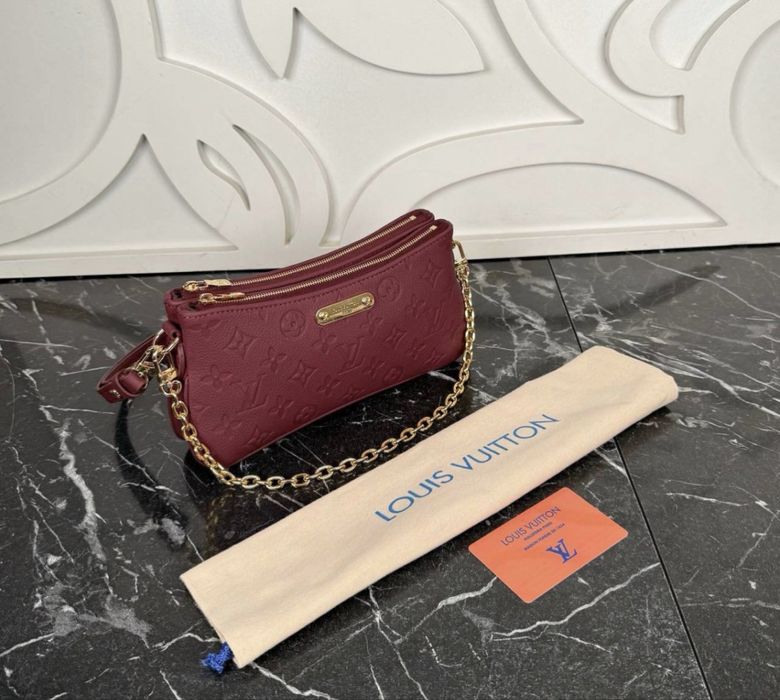 Louis Vuitton Liv Pochette