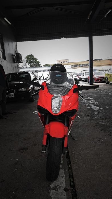 Vand sau Schimb Hyosung GT650R Limitata A2