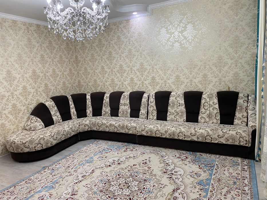 Продам диван уголок