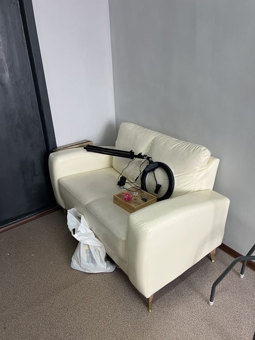 Продаеться оборудование для бьюти студии