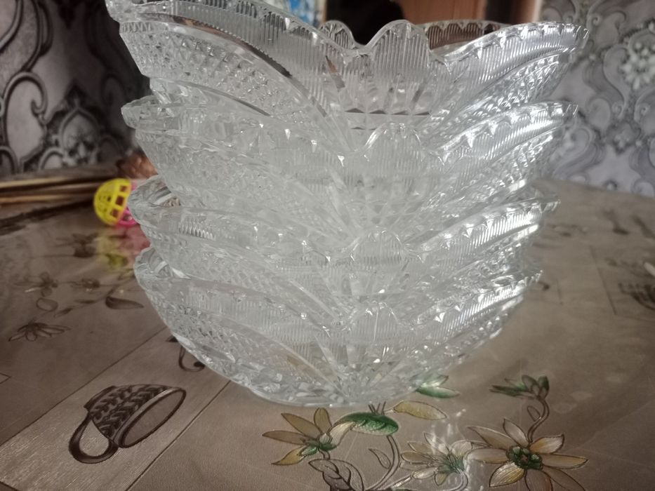 Продаю посуду хрусталь
