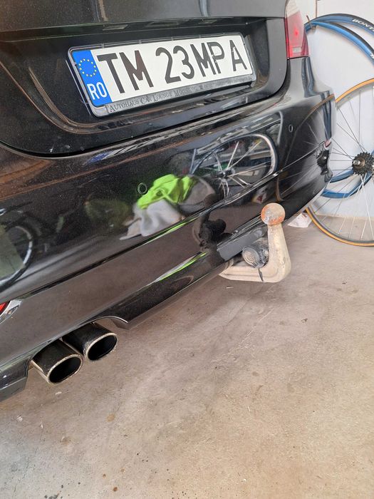 Vînd BMW 530 an 2008 luna 10. În stare bună de funcționare. Cîrlig tractabil. Soft close uși. 320.000 km. Preț 4500 negociabil