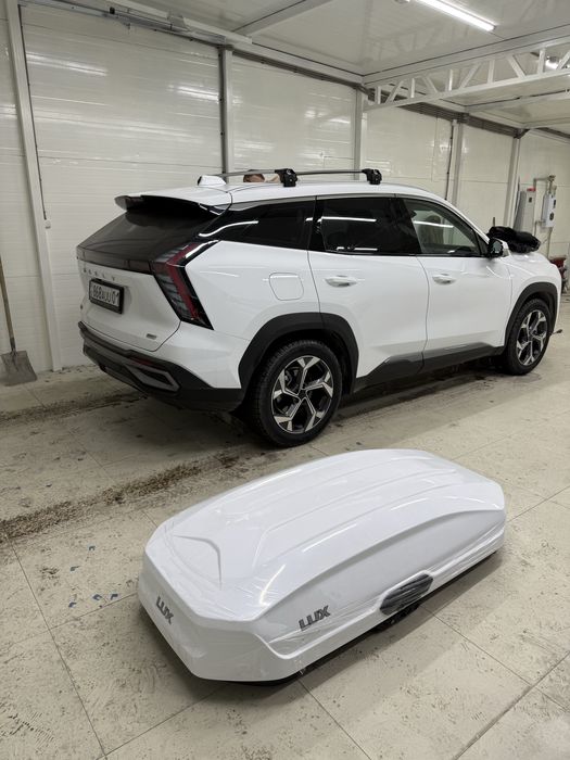 Автобокс Lux Tavr 175