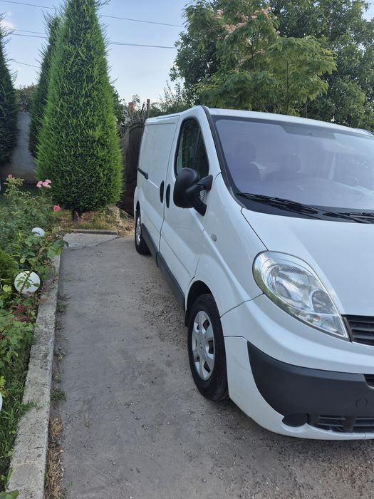 RENAULT Trafic 2012 — imagine 4