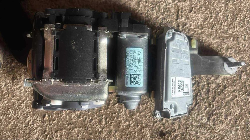 Продаваме колани за w204,w212,s212,w211,w221,s211