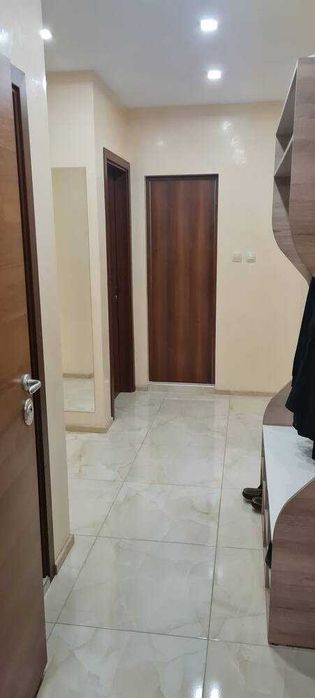 Продава се Тристаен апартамент в Пловдив, Остромила - 110 кв.м за 1864 €/кв.м - Снимка #10