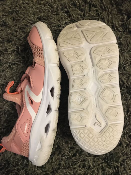 Детски обувки за момиче. Номер 30.