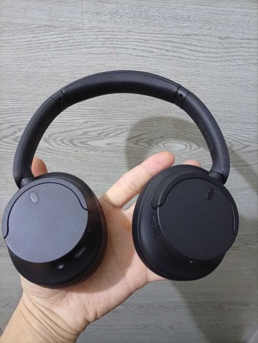 Продам  Наушники SONY WH-CH720N