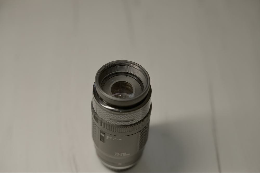 Canon EF 70-210mm F4 постоянна