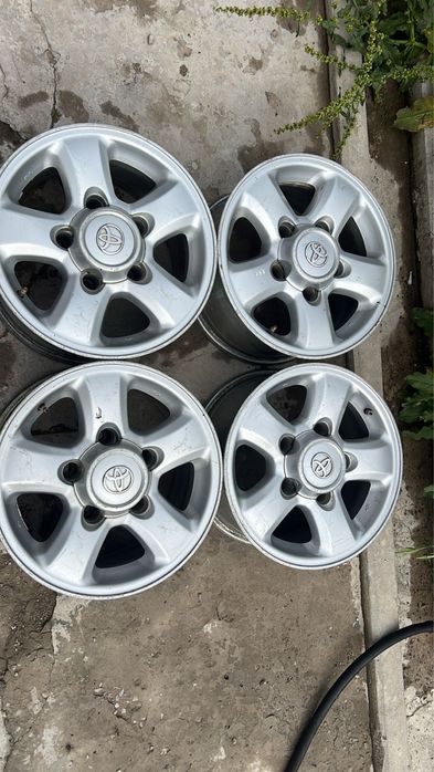 Toyota титанка r17 диски